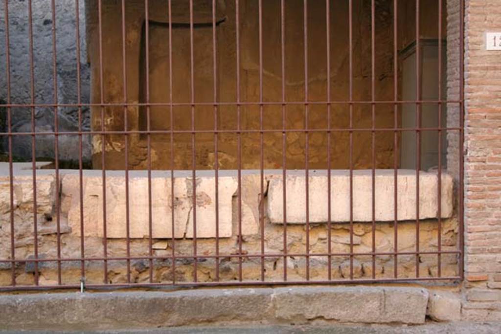 VI.12, Herculaneum, February 2007. Detail of counter. Photo courtesy of Michael Binns.